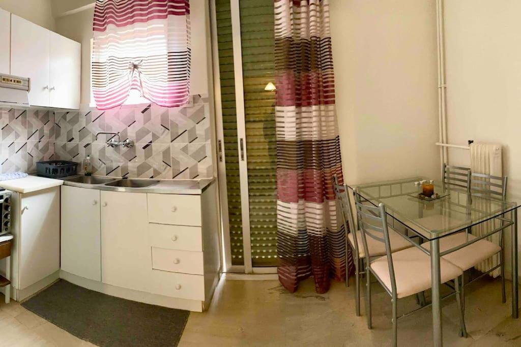 B&J City Center Apartment Kalamata Exterior foto